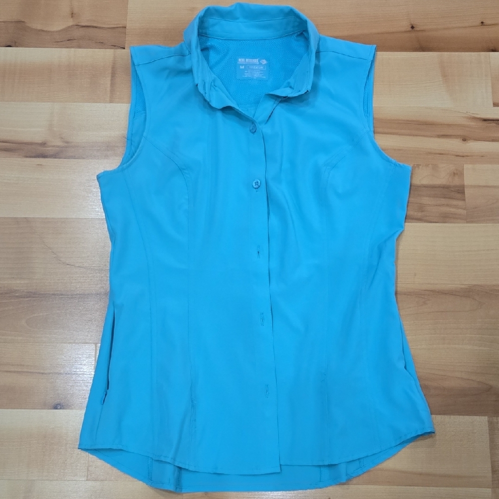 🩵 Reel Legends 50 UPF Turquoise Sleeveless Button Down Shirt